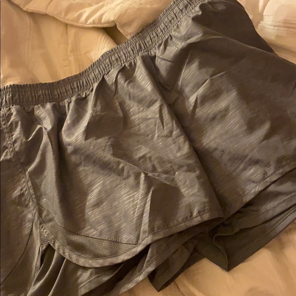 grey workout shorts w spandex under